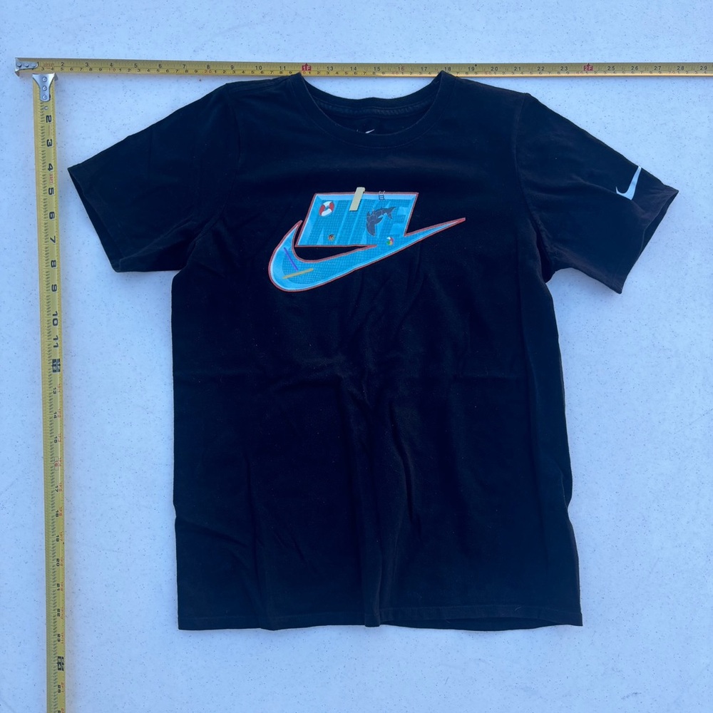 Youth Large Nike Shirt